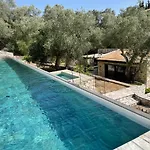 Paxoi - Adult-only