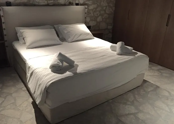 Paxoi - Adult-only * Gaios